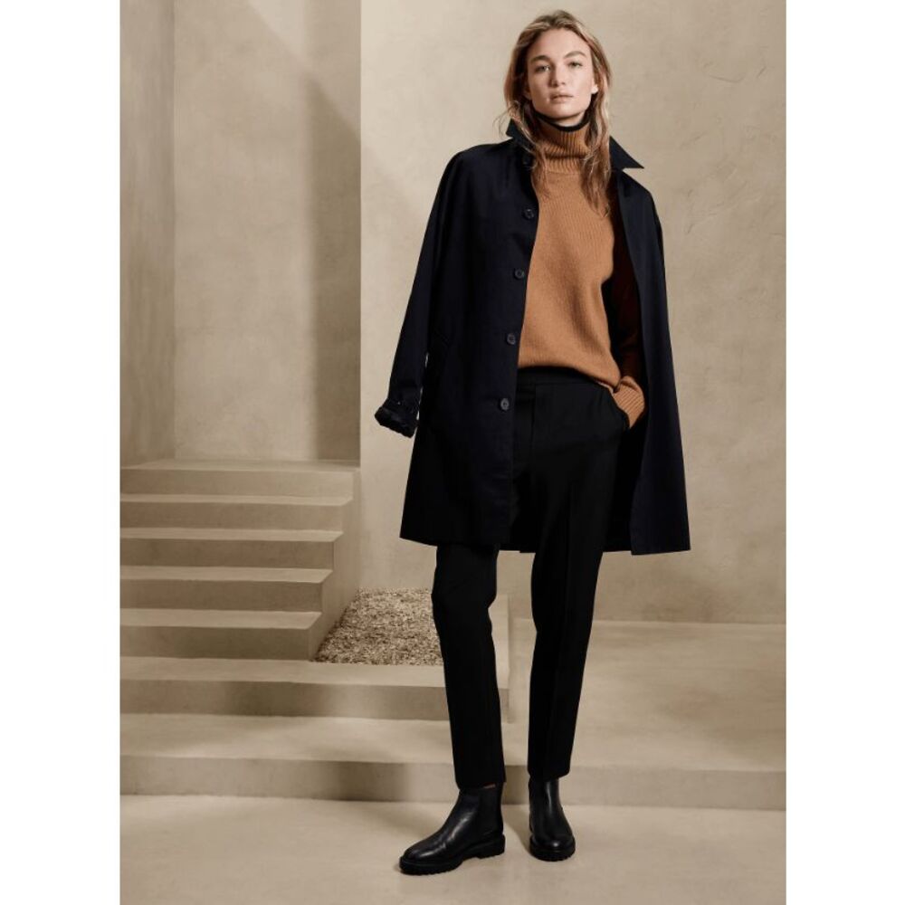 Banana Republic Black Cropped Pants